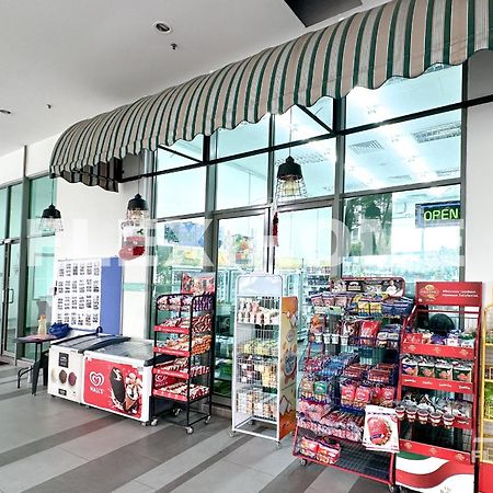 Colour-Theme Designed, Private Studio Home, Cybersquare 27B Cyberjaya, Flexihome-MY Bagian luar foto