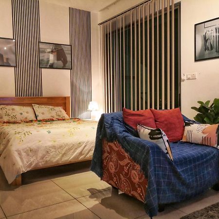 Colour-Theme Designed, Private Studio Home, Cybersquare 27B Cyberjaya, Flexihome-MY Bagian luar foto