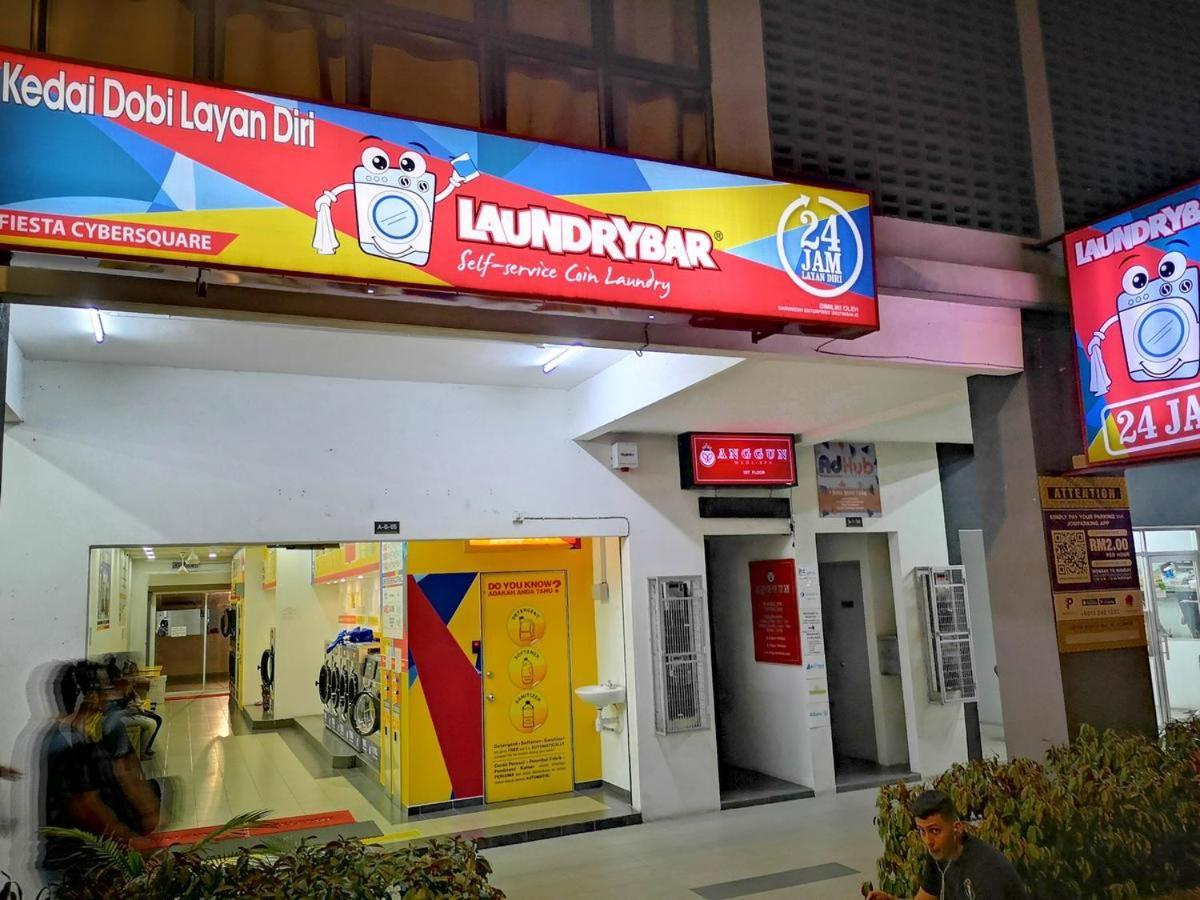 Colour-Theme Designed, Private Studio Home, Cybersquare 27B Cyberjaya, Flexihome-MY Bagian luar foto