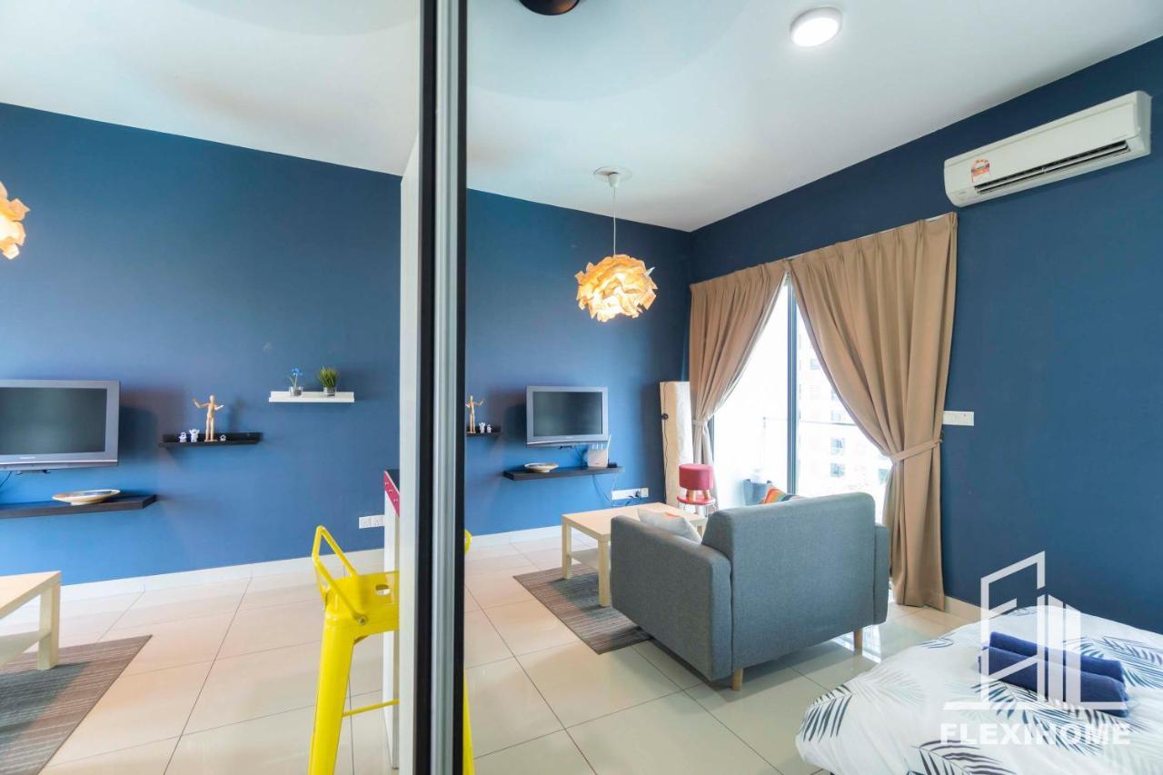 Colour-Theme Designed, Private Studio Home, Cybersquare 27B Cyberjaya, Flexihome-MY Bagian luar foto