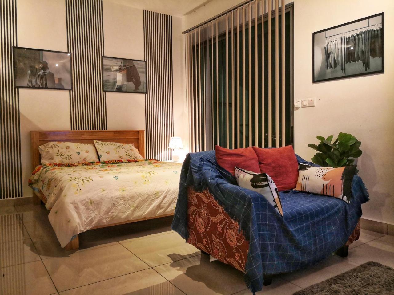 Colour-Theme Designed, Private Studio Home, Cybersquare 27B Cyberjaya, Flexihome-MY Bagian luar foto