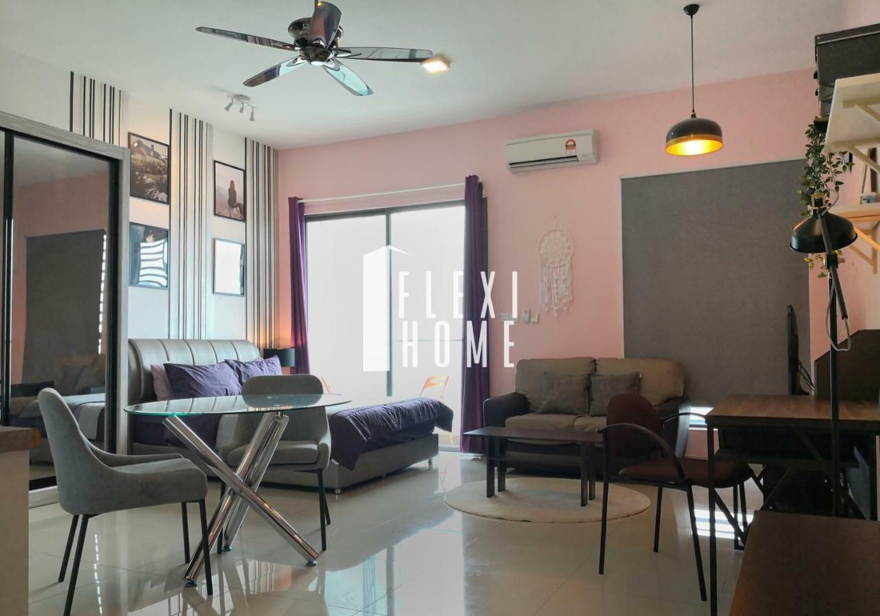 Colour-Theme Designed, Private Studio Home, Cybersquare 27B Cyberjaya, Flexihome-MY Bagian luar foto