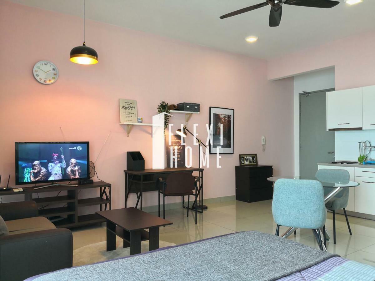 Colour-Theme Designed, Private Studio Home, Cybersquare 27B Cyberjaya, Flexihome-MY Bagian luar foto